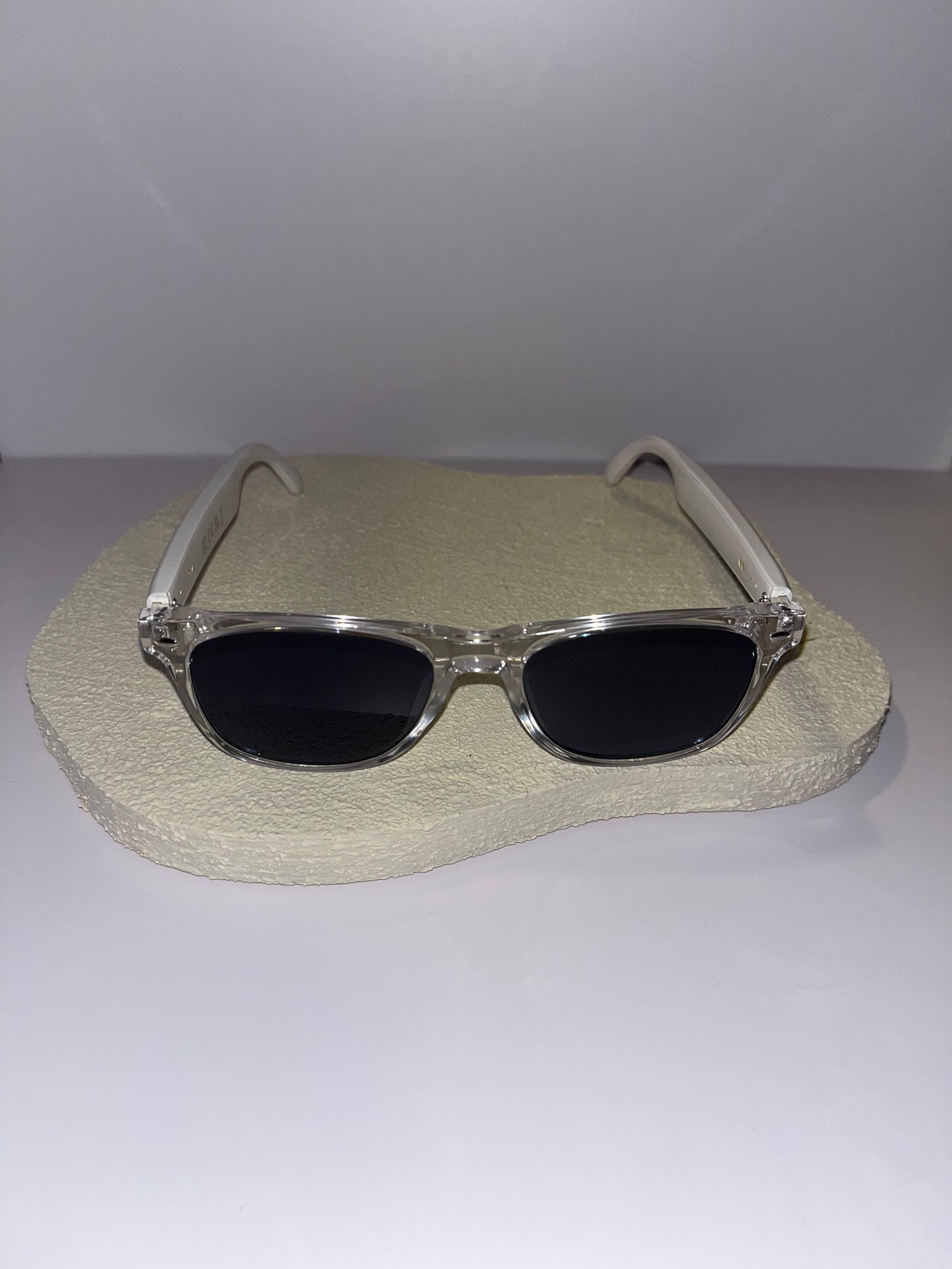 Smart Sunglasses(Clear frame w/Black lens)